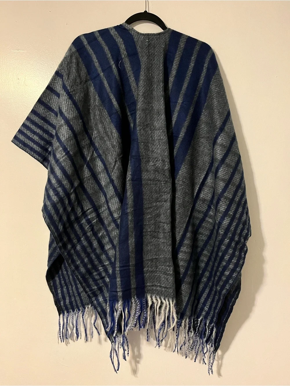Woolrich Navy & Gray Shall-Cape & MK Black & White Logo Scarf